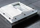 Fenetre coupole pour toits plats fixe electrique CFP - haut. 60cm x larg. 60cm