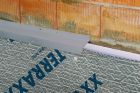 Profilé PVC réglable Delta Terraxx longueur 2m pour isolation extérieure de fondations.