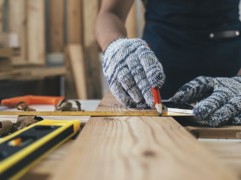 Encore 15 jours confinés : puis-je me faire livrer pour mes travaux ?