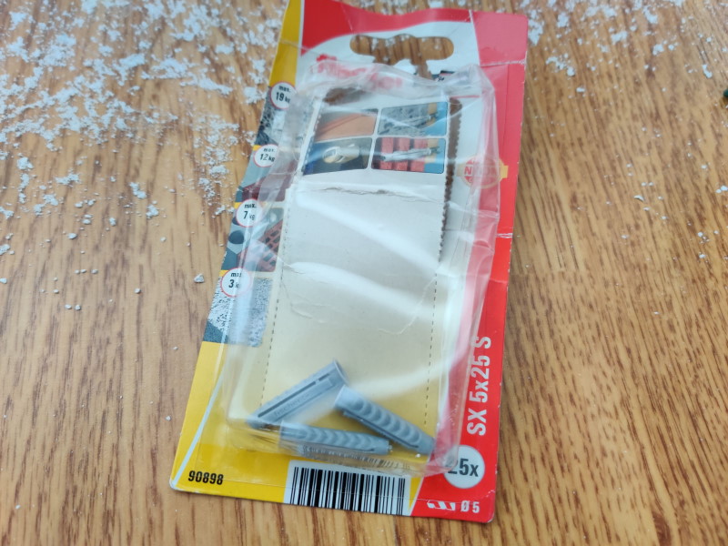 Bricolage : pourquoi toujours avoir des chevilles chez soi