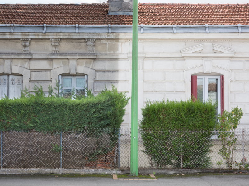 Je nettoie une façade fortement noircie