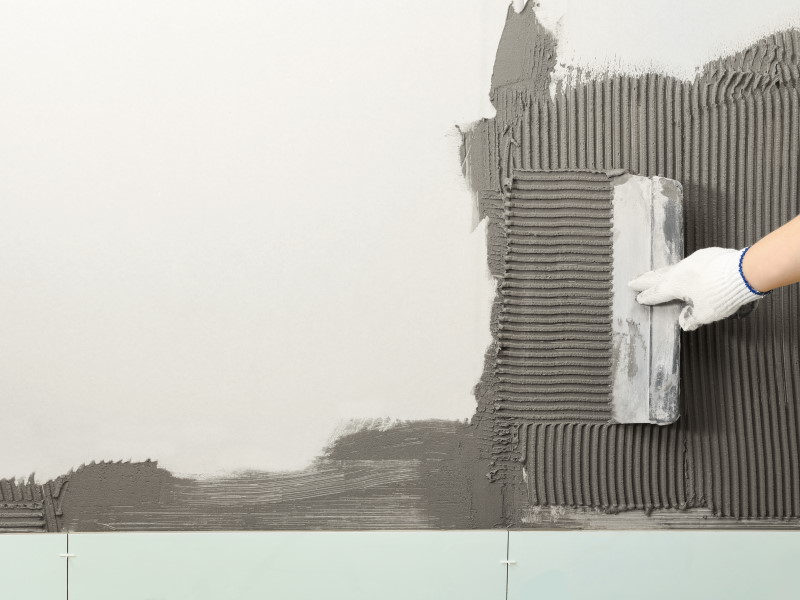 Préparez vos travaux avant la pose : munissez-vous des bons produits et des bons outils